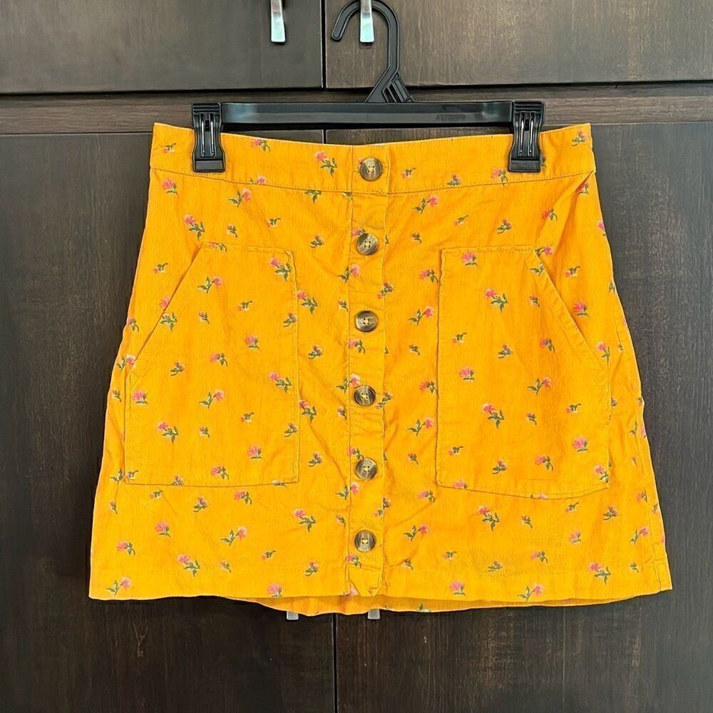 American Eagle Yellow Floral Button Front Corduroy Skirt Medium